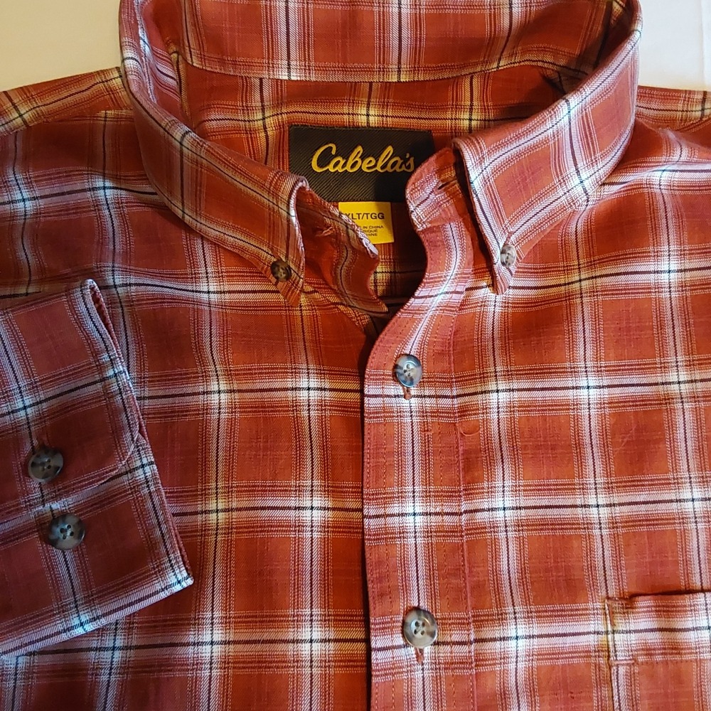 Cabelas Men's Shirt Extra Large Tall Brown Plaid Button Down Long Sleeves Pocket
